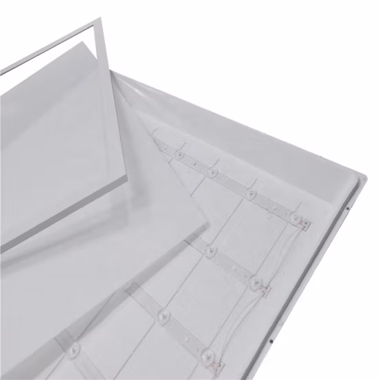 Офисное освещение Высокая яркость 60X60 CCT Светодиодные потолочные панели Лампа 36W 40W Светодиодная панель с подсветкой IP54 с CE CB